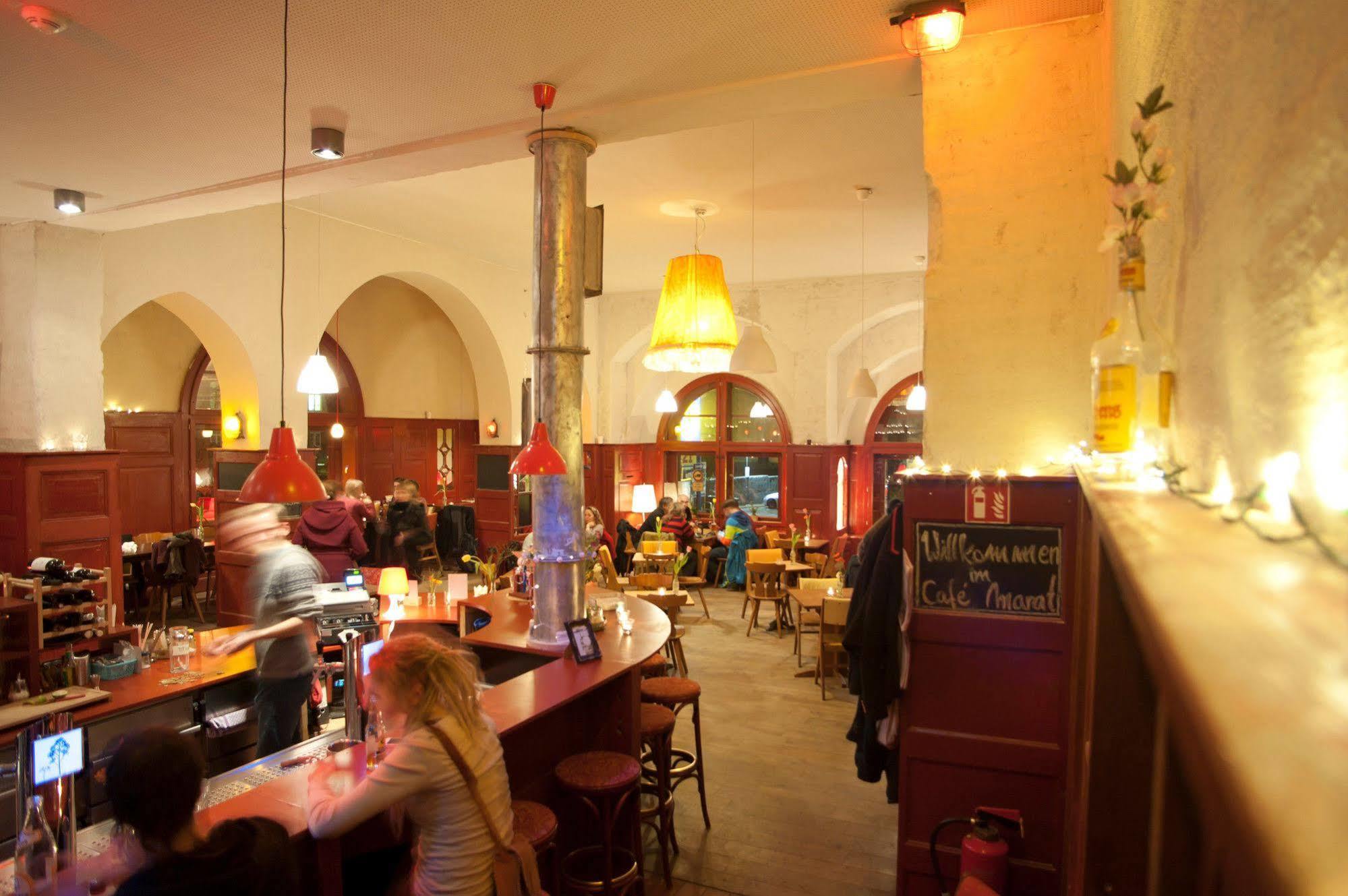 Subraum Hostel Rostock Buitenkant foto