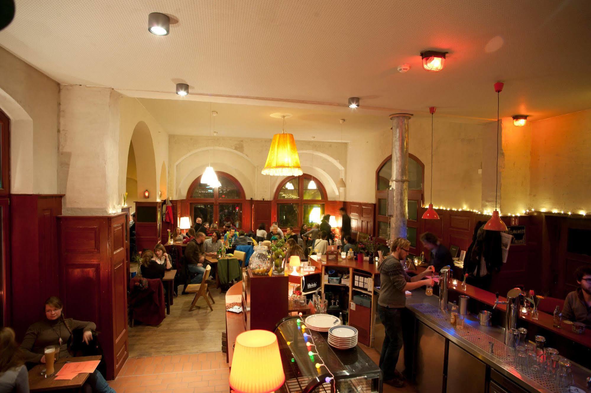 Subraum Hostel Rostock Buitenkant foto